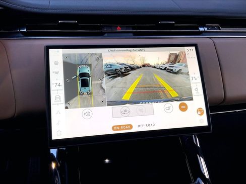 Used 2024 Land Rover Range Rover Sport SE image 26