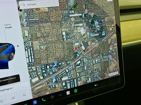 Used 2018 Tesla Model 3 Long Range image 21