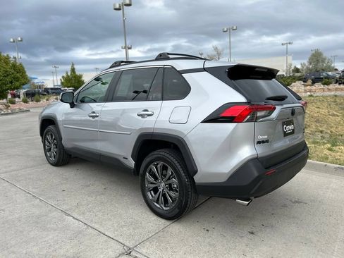 Used 2023 Toyota RAV4 XLE Premium AWD/4WD image 6