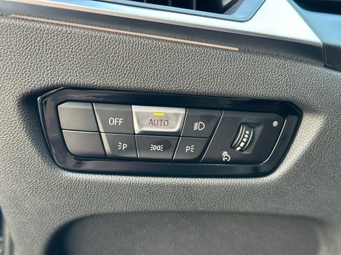 Used 2023 BMW 330i xDrive Sedan w/ Premium Package image 32