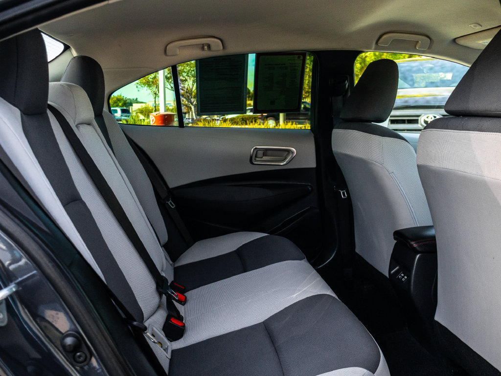 Used 2024 Toyota Corolla LE FWD image 13