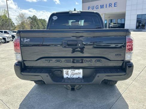 Used 2023 Toyota Tacoma TRD Off-Road w/ Technology Package image 6