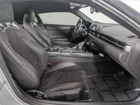 Used 2021 Toyota Supra RWD image 18