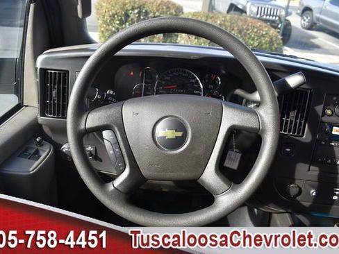 New 2025 Chevrolet Express 2500 Work Van w/ Enhanced Convenience Package image 18