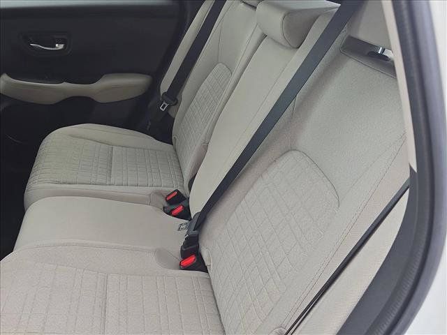 Certified 2026 Honda HR-V LX image 17