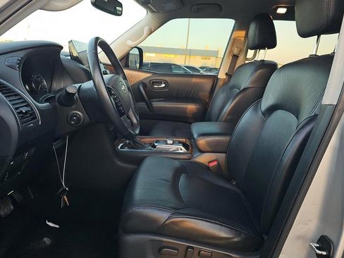 Used 2022 Nissan Armada SL w/ Captain's Chairs Package image 6
