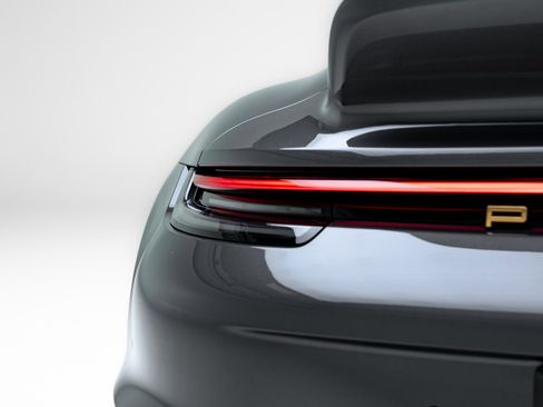 Used 2023 Porsche 911 Sport Classic image 41