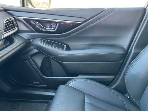 Used 2022 Subaru Outback Limited image 24