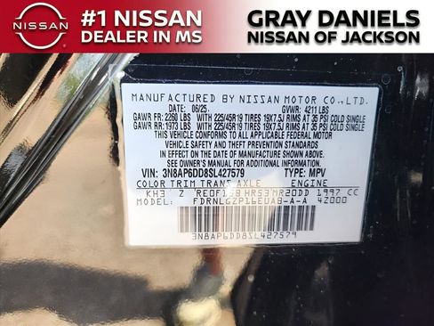 New 2025 Nissan Kicks SR w/ SR Premium Package AWD/4WD image 20