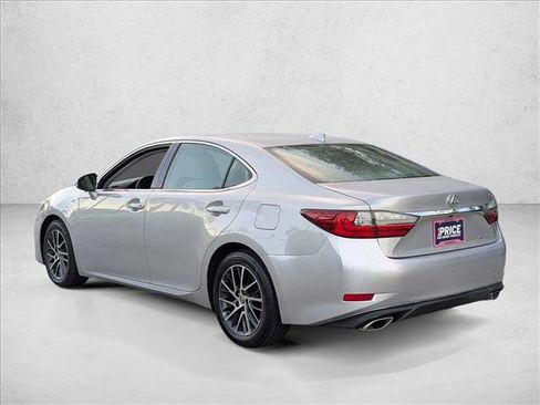 Used 2017 Lexus ES 350 image 7