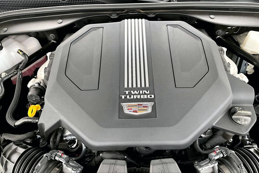 Used 2026 Cadillac CT5 V w/ Technology Package RWD image 40