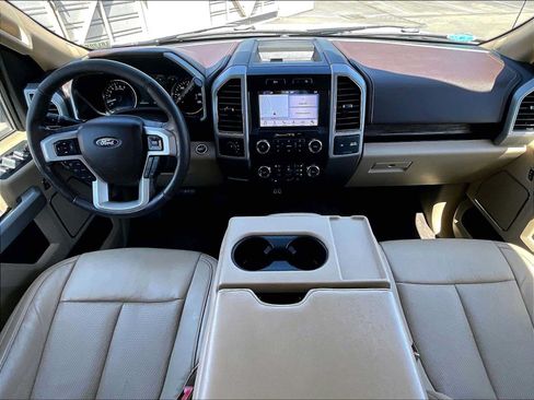 Used 2019 Ford F150 Lariat AWD/4WD image 17