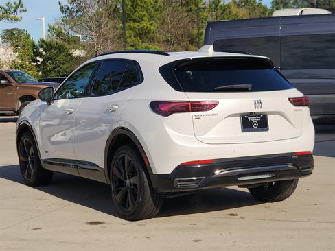 Used 2024 Buick Envision Sport Touring image 9