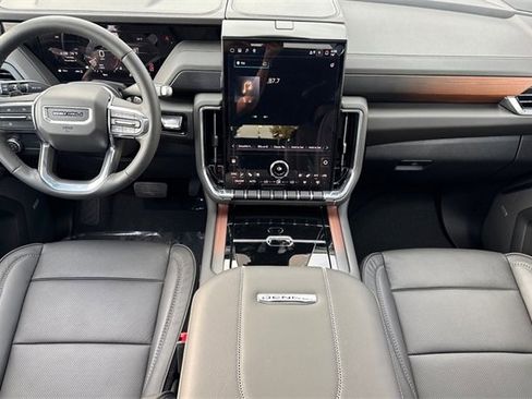 New 2026 GMC Yukon XL Denali w/ Sun & Power Step Package image 13