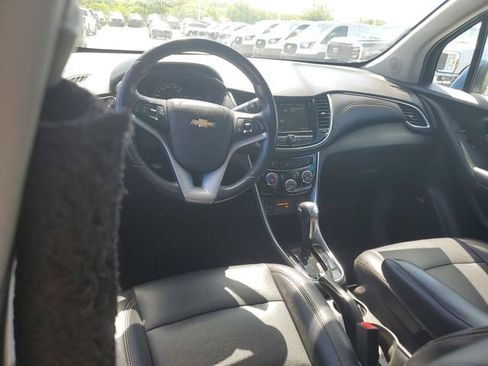Used 2019 Chevrolet Trax Premier w/ LPO, Protection Package AWD/4WD image 10