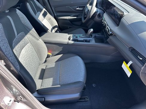 New 2026 Nissan Sentra SV w/ SV Convenience Package image 13