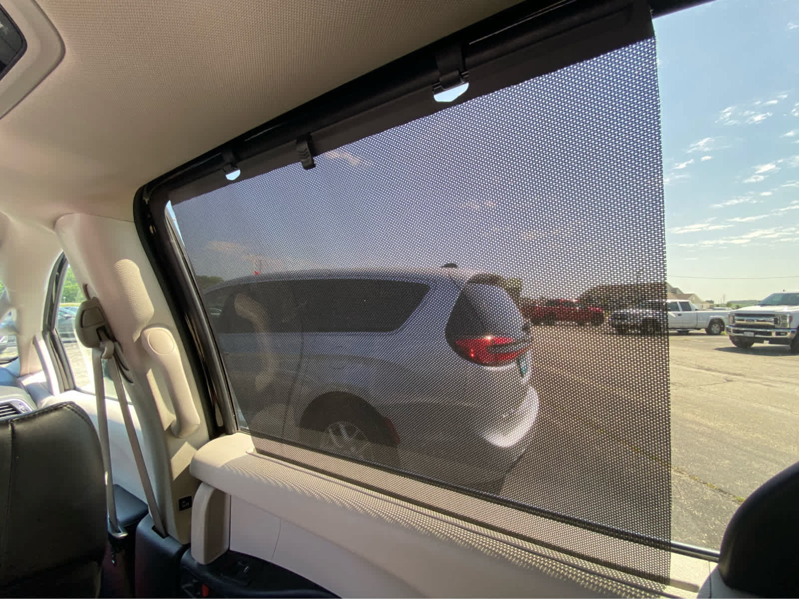 Used 2024 Chrysler Pacifica Touring-L FWD image 18