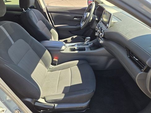 Used 2025 Nissan Sentra SV w/ All-Weather Package FWD image 15