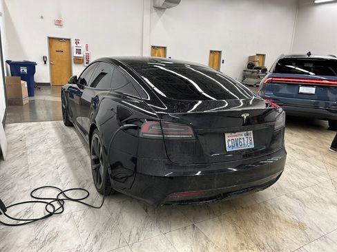 Used 2022 Tesla Model S Standard Range image 4