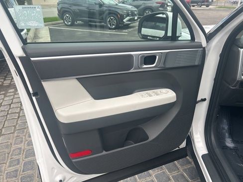 New 2026 Hyundai Santa Fe SE image 11