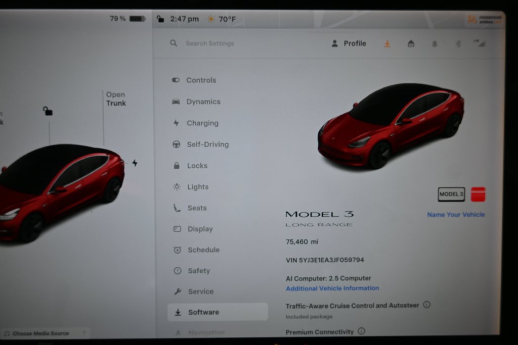 Used 2018 Tesla Model 3 Long Range RWD image 12