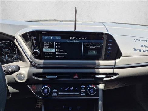 Used 2021 Hyundai Sonata SEL Plus w/ Tech Package FWD image 12