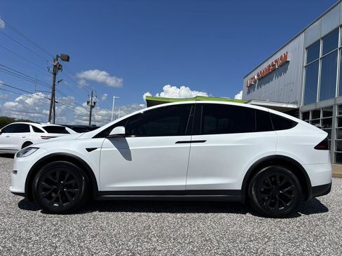 Used 2022 Tesla Model X AWD/4WD image 4