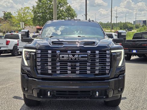 Used 2026 GMC Sierra 2500 Denali Ultimate AWD/4WD image 3