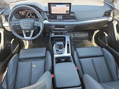 Certified 2025 Audi Q5 2.0T Premium Plus w/ Premium Plus Package image 19