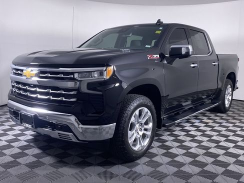 Certified 2024 Chevrolet Silverado 1500 LTZ w/ LTZ Premium Package image 18