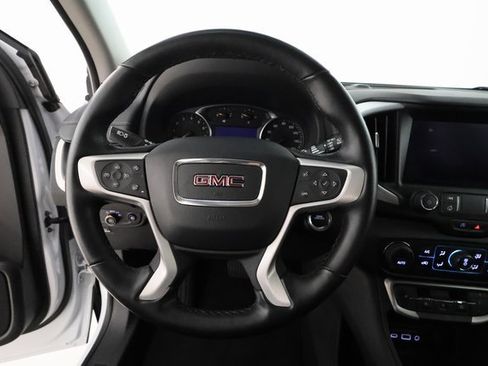 Used 2023 GMC Terrain SLT image 13
