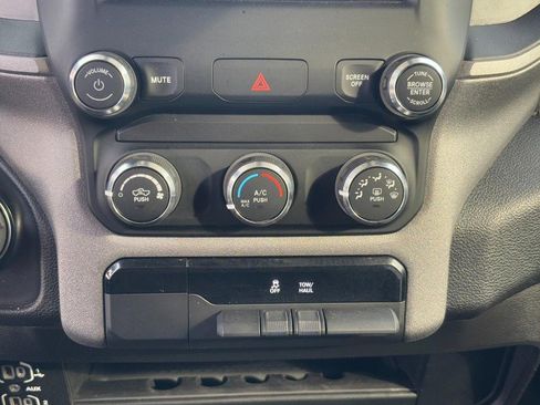 Used 2024 RAM 3500 Tradesman w/ Chrome Appearance Group image 26