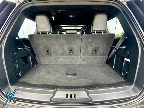 Used 2019 Ford Expedition Limited w/ Equipment Group 302A AWD/4WD image 43