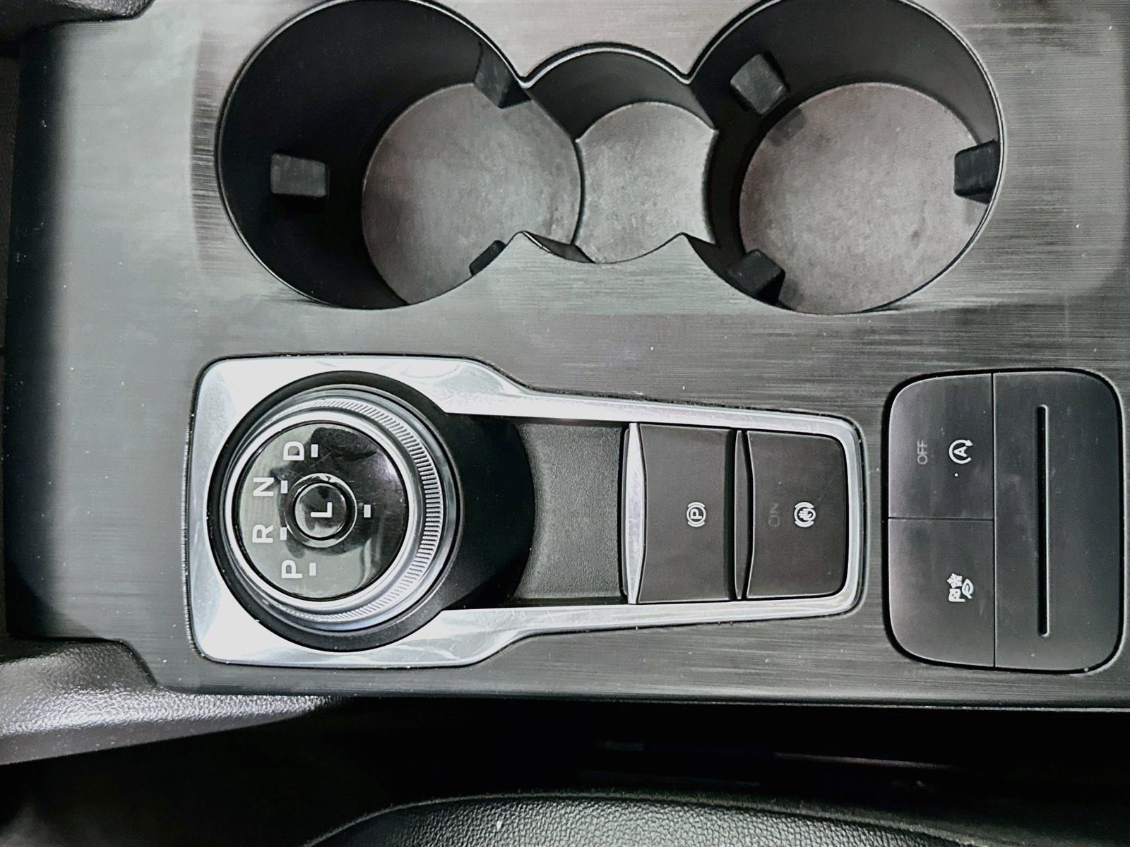 Used 2022 Ford Escape SEL FWD image 17