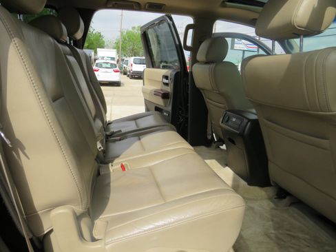 Used 2008 Toyota Sequoia Limited image 28