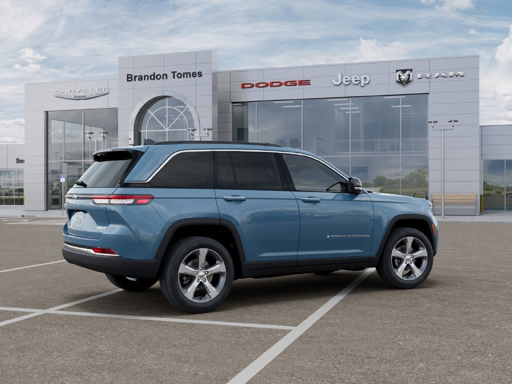 New 2026 Jeep Grand Cherokee Limited w/ Luxury Tech Group II AWD/4WD image 4