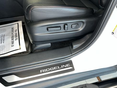 Used 2025 Honda Ridgeline TrailSport image 21