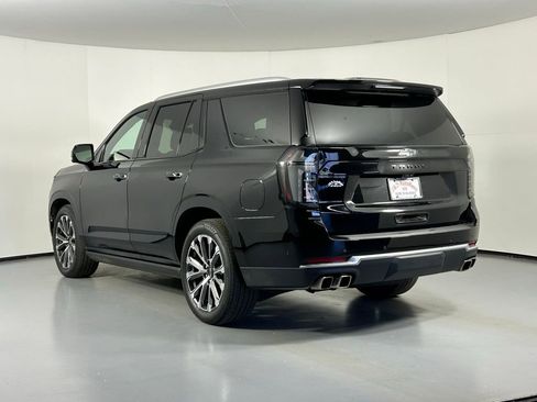 Used 2025 Chevrolet Tahoe High Country image 5