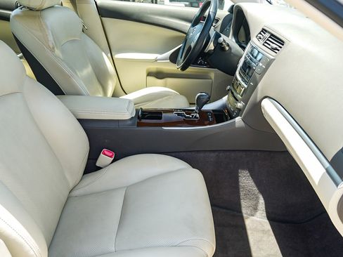 Used 2012 Lexus IS 250 w/ Premium Pkg Value Edition RWD image 17
