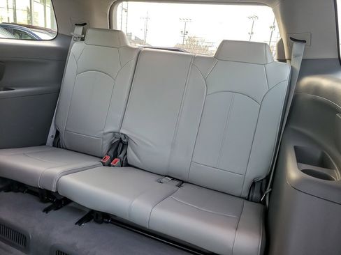 Certified 2017 GMC Acadia Limited SLT image 10