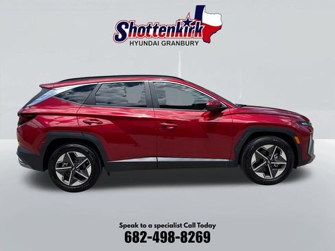 Certified 2025 Hyundai Tucson SEL FWD image 5