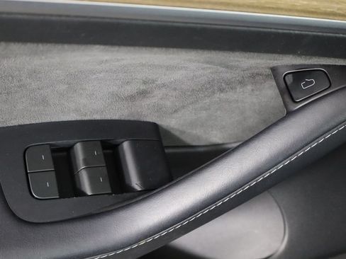 Used 2023 Tesla Model 3 Standard Range RWD image 18