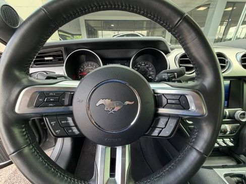Used 2022 Ford Mustang GT Premium w/ Black Accent Package RWD image 11