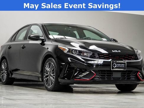 Used 2024 Kia Forte GT-Line w/ GT-Line Premium Package FWD image 4