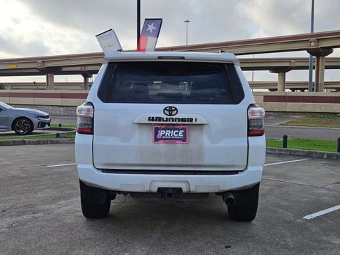 Used 2021 Toyota 4Runner SR5 Premium w/ Moonroof Package image 3