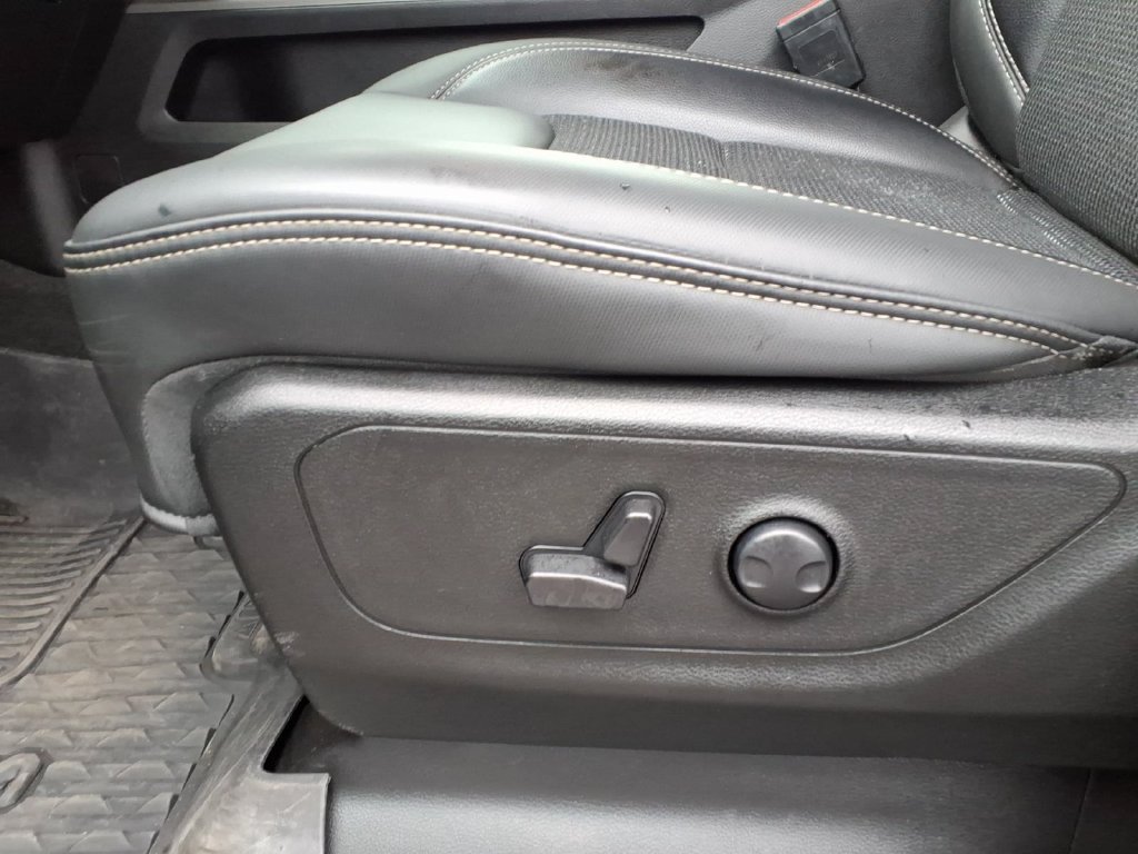 Used 2023 RAM 1500 Big Horn w/ Back Country Package AWD/4WD image 25