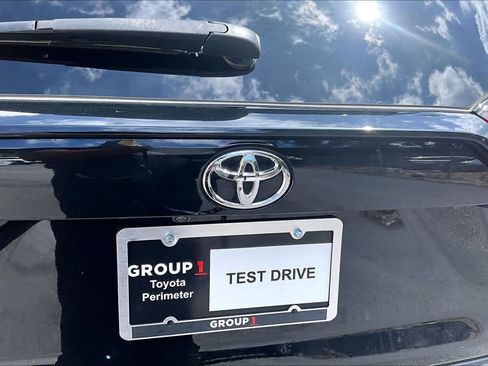 Used 2023 Toyota RAV4 LE FWD image 31