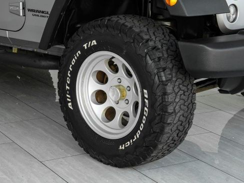 Used 2014 Jeep Wrangler Unlimited Sport AWD/4WD image 48