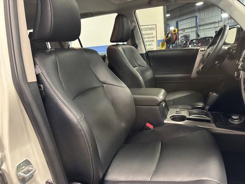 Used 2023 Toyota 4Runner Limited image 30