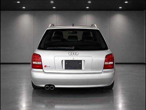Used 2001 Audi S4 Avant AWD/4WD image 4